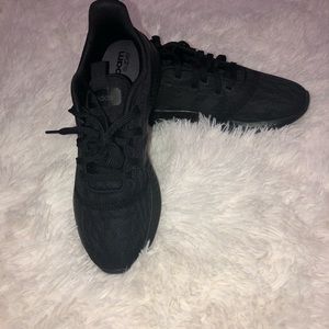 Adidas cloud form women’s size 8